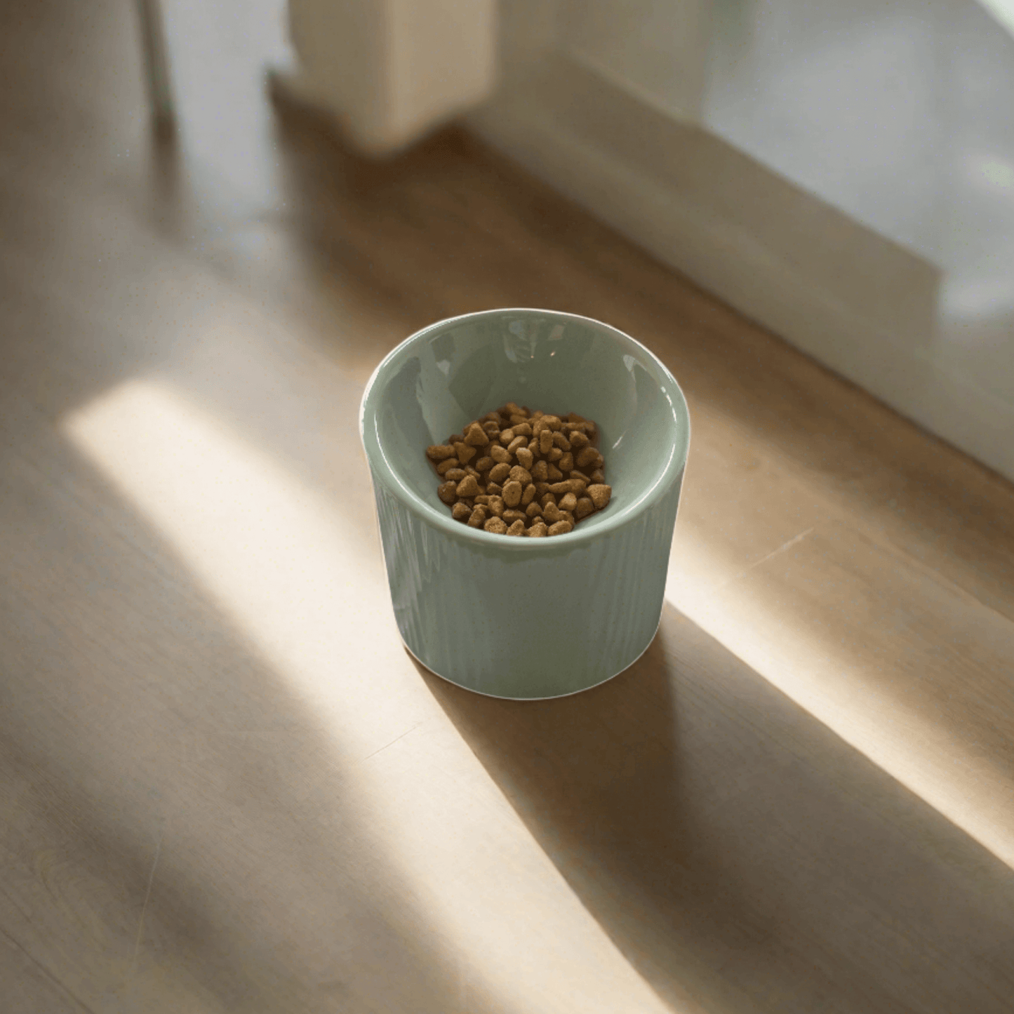 Ceramic Cat Bowls. Modern. Dishwasher Safe. Recyclable. Ergonomic Design. Different Colours. Cat Bowls. Elevated Design. Sustainable Cat Products Australia.